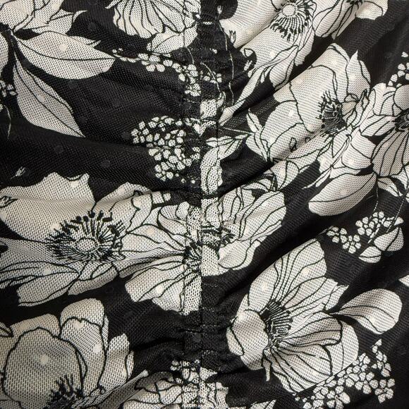 Laundry by Shelli Segal Ruched Mesh Top Blouse Women XL Black Marshmallow Flora - Picture 7 of 8